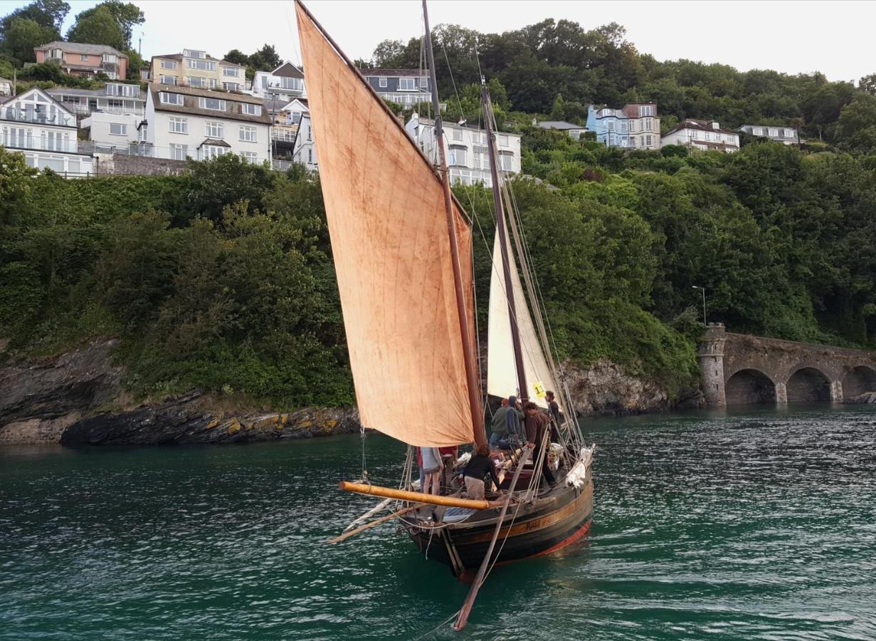 Schooner Point Guest House Looe Extérieur photo