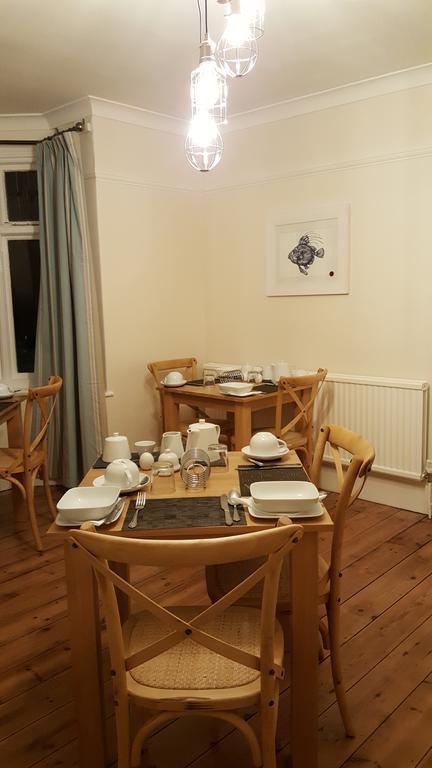 Schooner Point Guest House Looe Extérieur photo